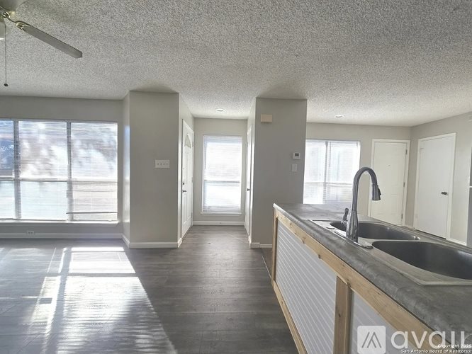 8415 Cranberry Hill