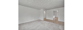 2 Bedrooms, 1 Bathroom