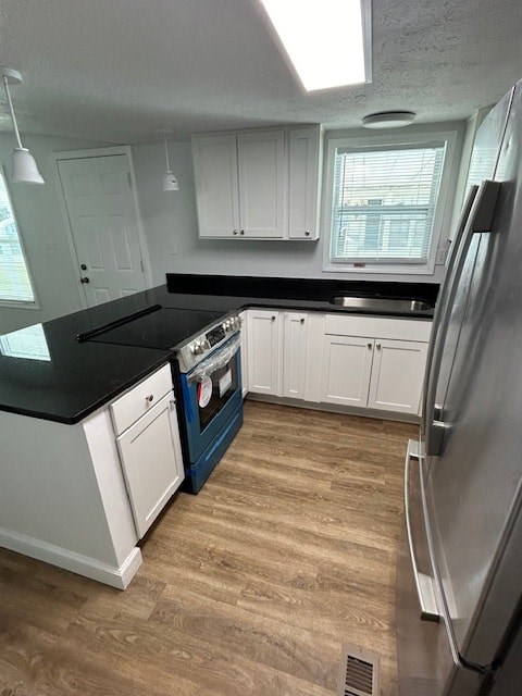 9320 Amy Lane 2 Beds Apartment for Rent