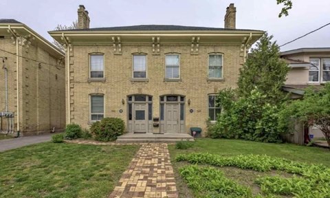 146 Mill St 5 Beds Apartment for Rent