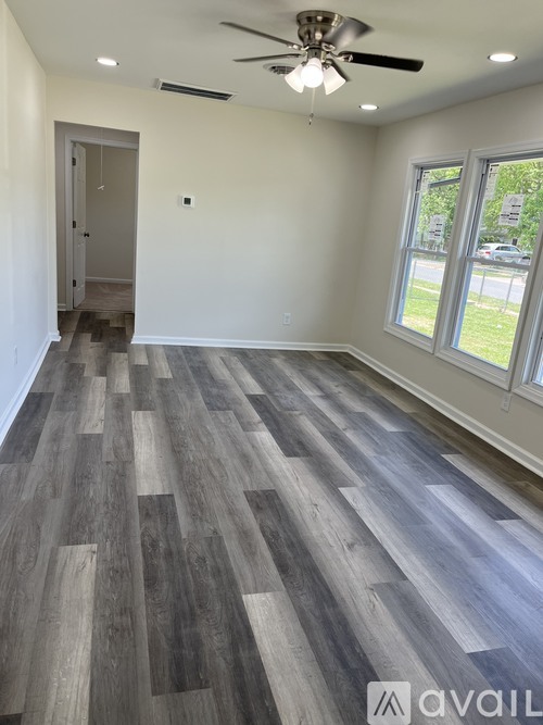 156 North Governors Boulevard 3 Beds Single Family Home for Rent - Photo gallery 3