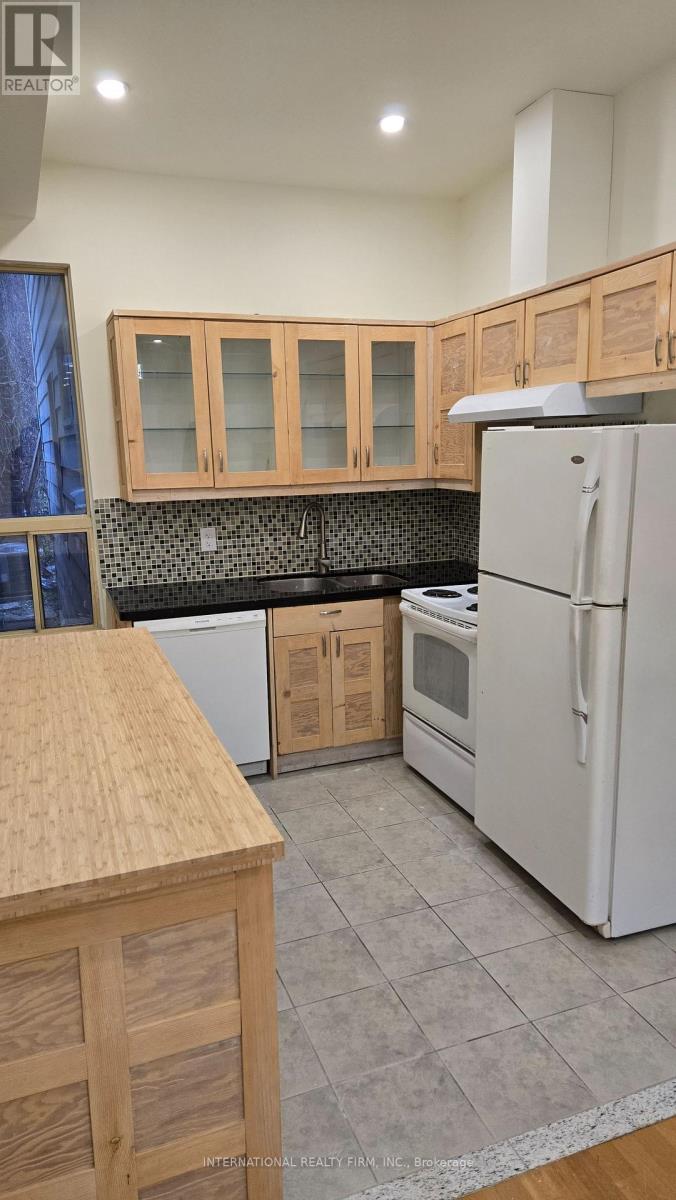 2 - 269 ONTARIO STREET 1 Home, Multifamily, Triplex for Rent - Photo gallery 2