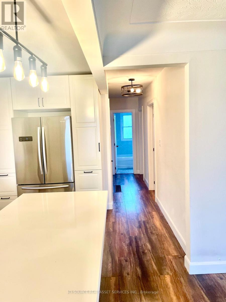 MAIN FL - 374 EAST 16TH STREET 3 Beds House for Rent - Photo gallery 5