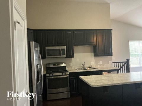 8674 Aconite Drive 3 Beds Apartment for Rent