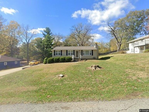 5724 Northwest Hutson Road 3 Beds Apartment for Rent