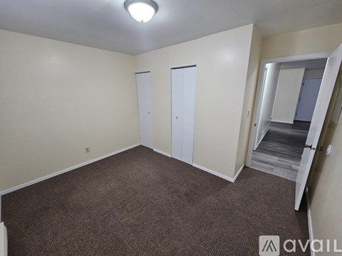 1731 La Cres St 2 Beds Apartment for Rent