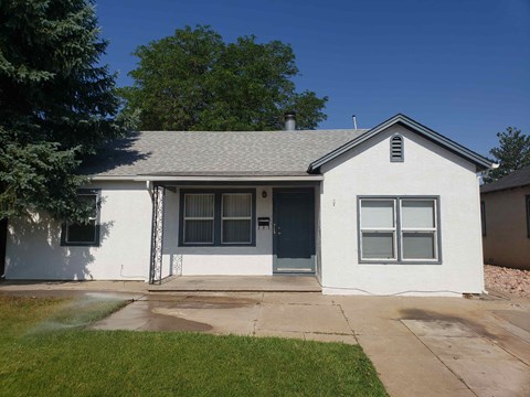 625 Belmont Ave 4 Beds Apartment for Rent