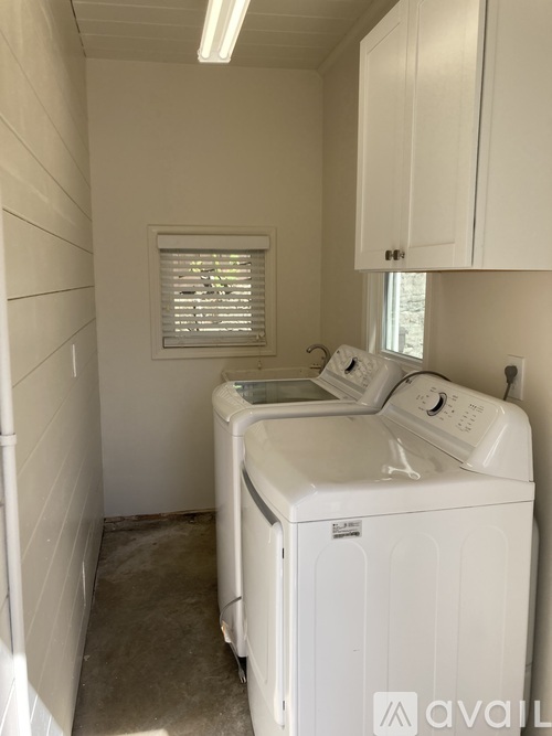507 Bay Street 4 Beds Apartment, Townhouse for Rent - Photo gallery 1