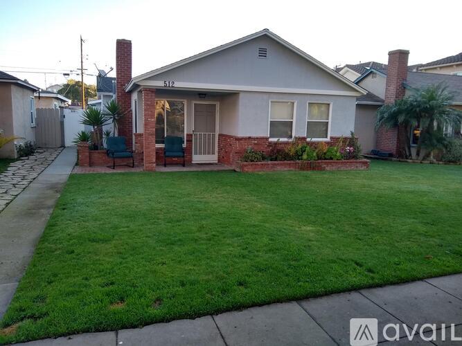 A house with the number 518 on it.