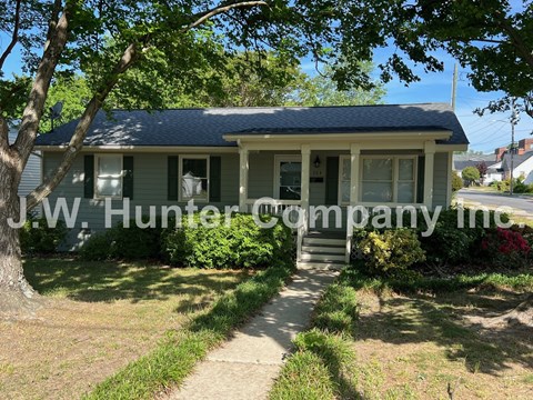 304 BARBOUR STREET 3 Beds Apartment for Rent