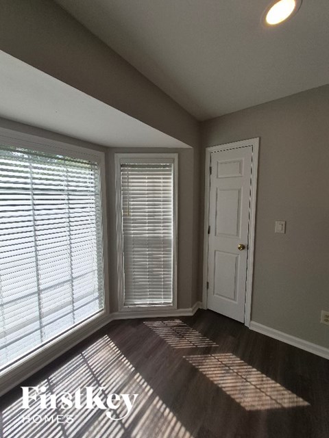 4808 Woodlands Parkway 4 Beds Apartment for Rent