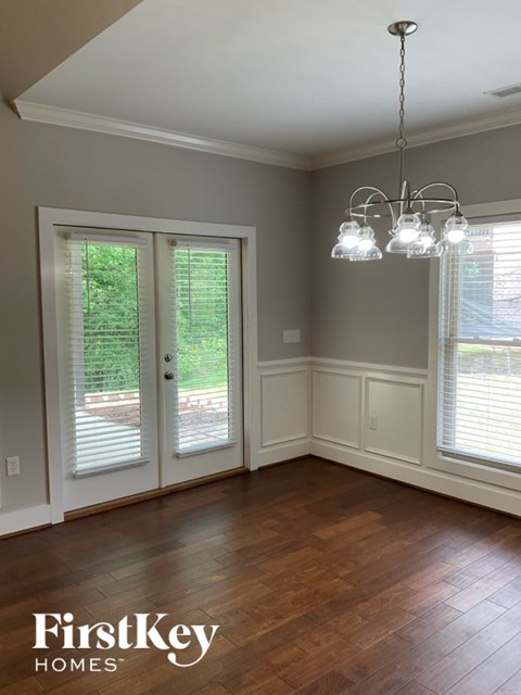 141 WILLOW LAKE LANE 4 Beds Apartment for Rent