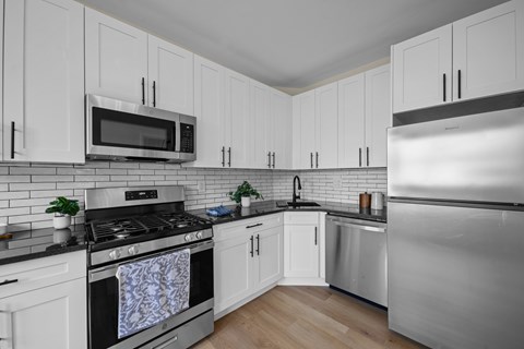 7608 Chelwynde Ave 3 Beds Apartment for Rent
