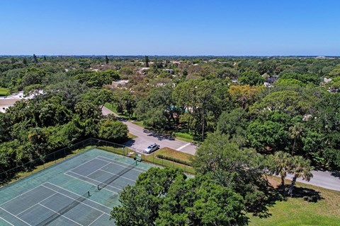 567 Lakeside Drive 2 Beds Apartment for Rent
