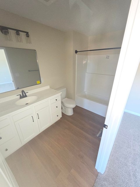 810 W North St 2 Beds Apartment for Rent