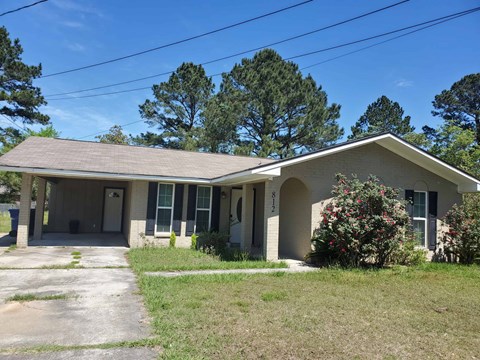 812 Stanton Street 3 Beds Apartment for Rent