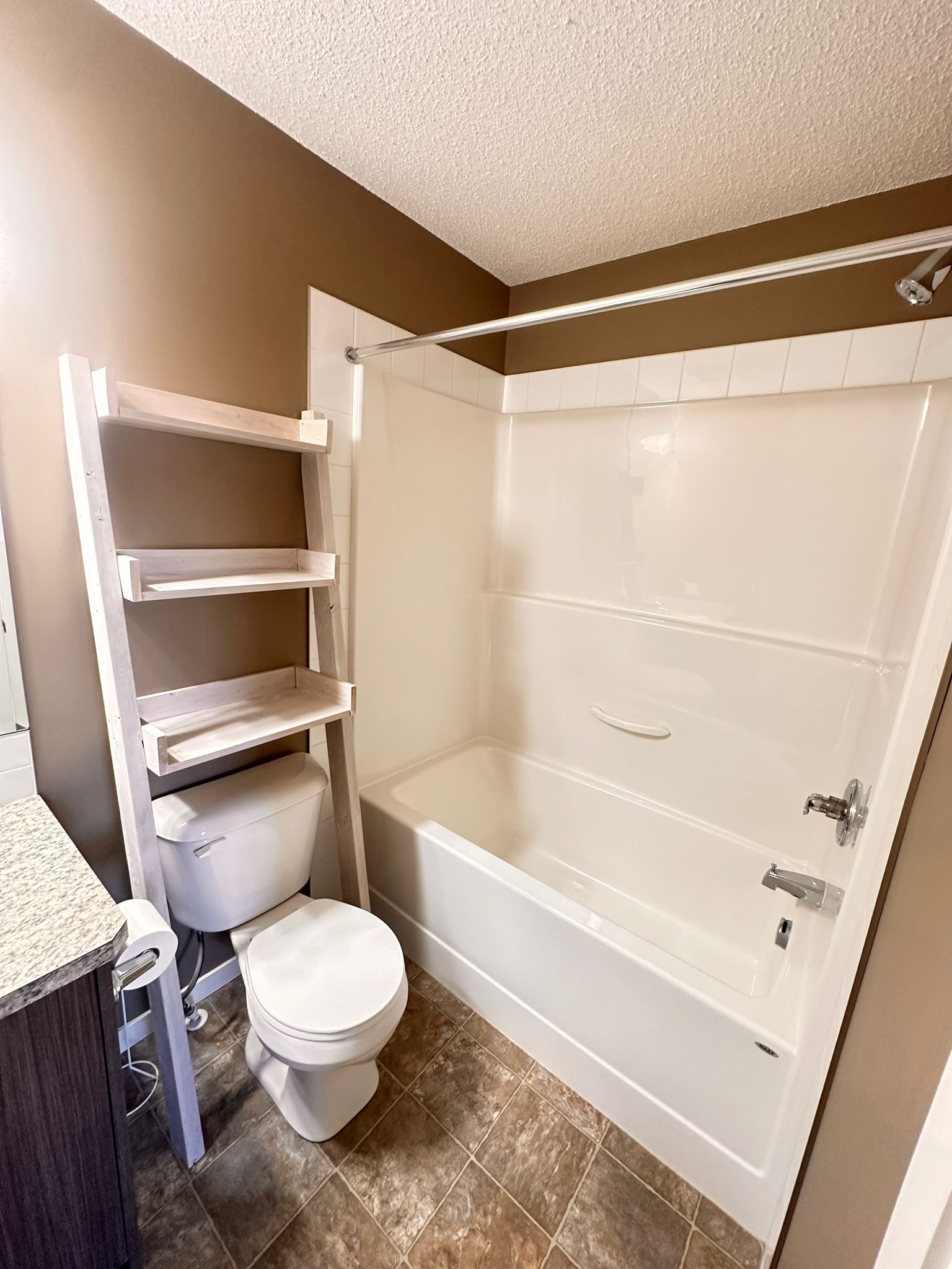 2 bedroom apartment - 207 Auburn Bay Circle SE, Calgary 5