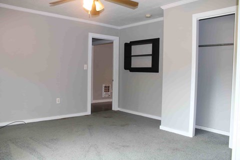 475 Cole Road 3 Beds Apartment for Rent
