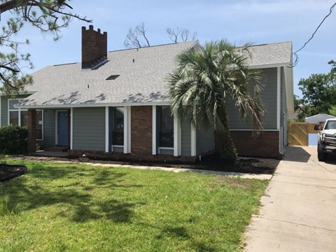 2933 Fairmont Ave. 3 Beds Apartment for Rent