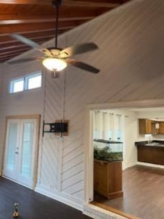 2933 Fairmont Ave. 3 Beds Apartment for Rent