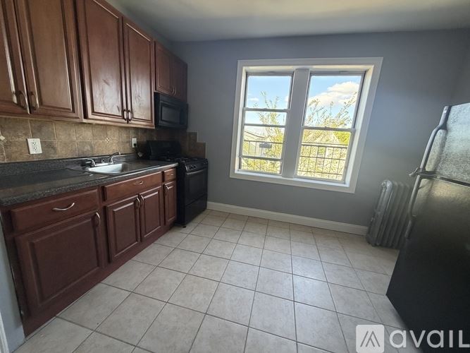 735 Avenue A photo