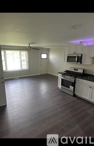 2310 St James St 2 Beds Single Family Home for Rent - Photo gallery 5