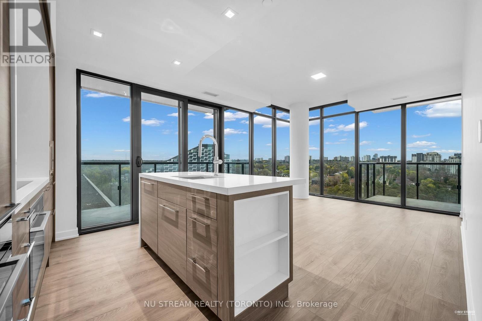 1203 - 29 GREEN TRAIL COURT 3 Beds Apartment, Condo, Home for Rent - Photo gallery 5