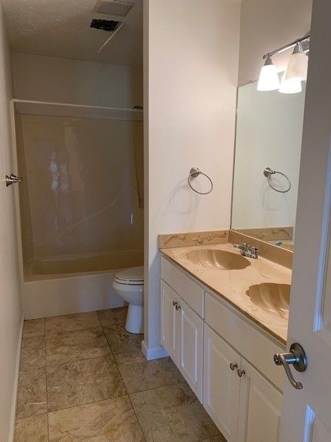 3737 State Ave. 4 Beds Apartment for Rent