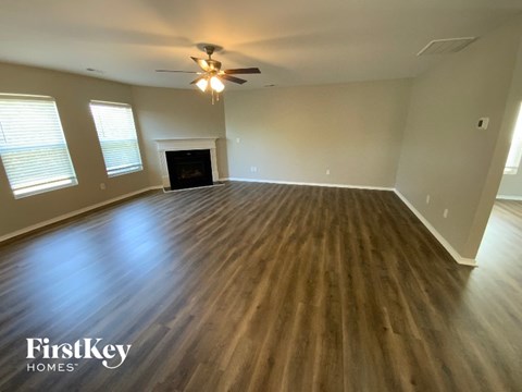 1640 Rustic Arch Way 4 Beds Apartment for Rent