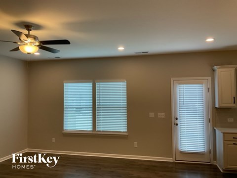777 Alexander Commons Drive 3 Beds Apartment for Rent