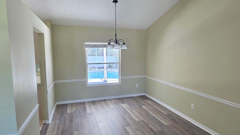 GK -2820 SE Pace Dr 3 Beds Apartment for Rent