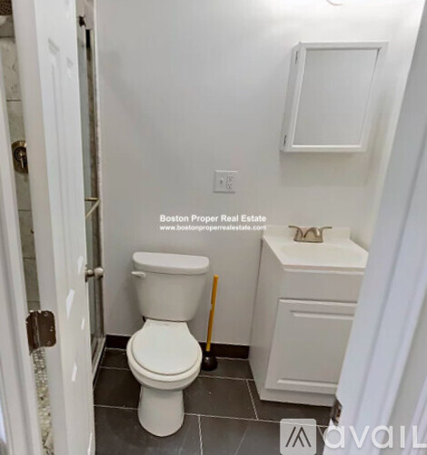 270 Newbury St Studio Apartment for Rent - Photo gallery 5