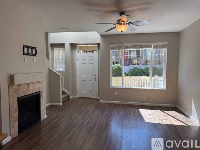 5520 West 72nd Place Studio Townhouse for Rent - Photo gallery 5