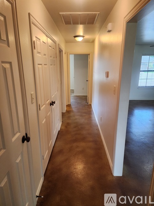 13370 Country Meadow Ln 3 Beds Single Family Home for Rent - Photo gallery 3