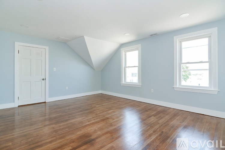517 Palmer Street 3 Beds Apartment for Rent - Photo gallery 5