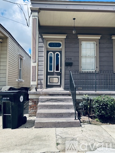 325 Elmira Avenue 3 Beds Townhouse for Rent - Photo gallery 1