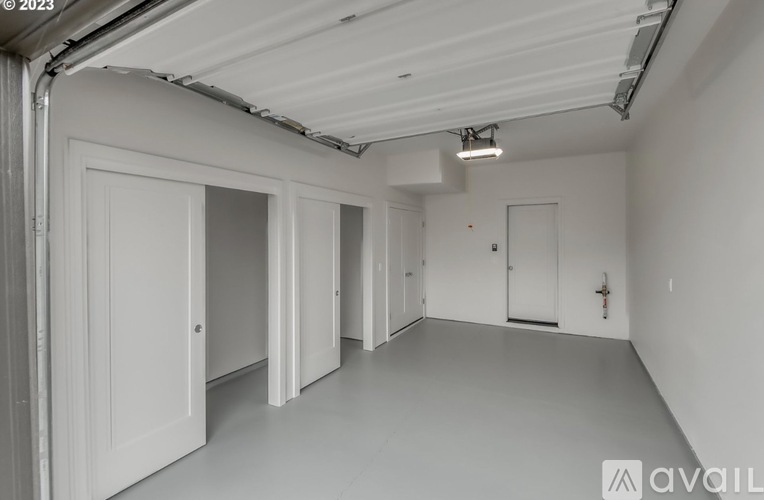 2069 Strong Road Southeast Studio Townhouse for Rent - Photo gallery 2