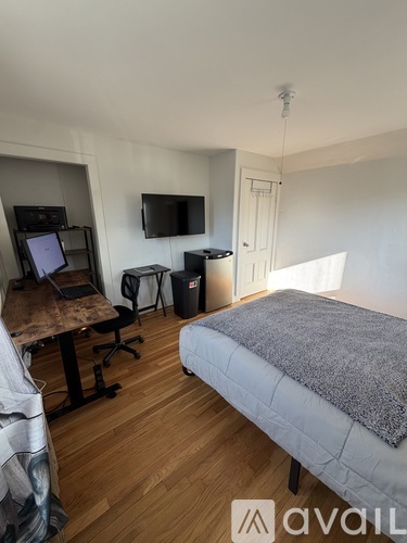 104R Homes Avenue 1 Single Family Home for Rent - Photo gallery 3