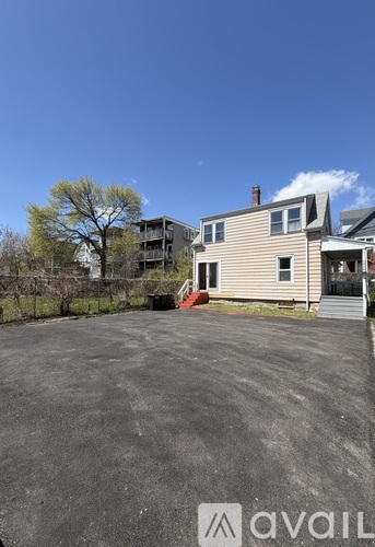 104R Homes Avenue 1 Single Family Home for Rent - Photo gallery 5