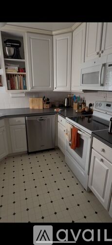 1880 Senter Avenue 3 Beds Single Family Home for Rent - Photo gallery 3
