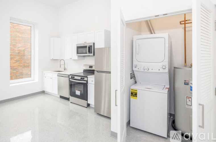 78 Middlesex St 1 Apartment for Rent - Photo gallery 3