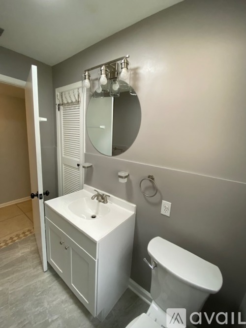 207 North Gomez Avenue 3 Beds Single Family Home for Rent - Photo gallery 2