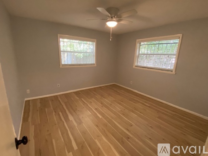 207 North Gomez Avenue 3 Beds Single Family Home for Rent - Photo gallery 5