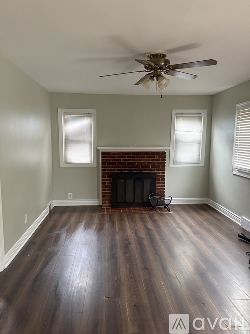 7727 Emerson Rd 3 Beds Single Family Home for Rent - Photo gallery 3