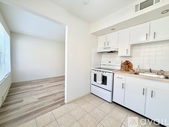 4141 Germania Ave 1 Apartment for Rent - Photo gallery 3