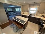62 Ivy St