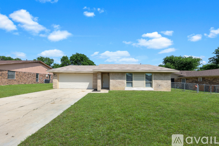 2902 Lawndale St 3 Beds Single Family Home for Rent - Photo gallery 1