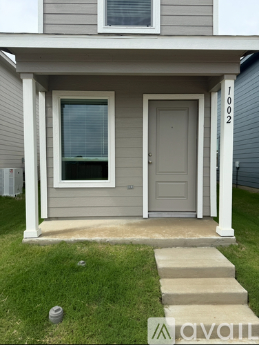 1002 Robin Hill Lane 1 Single Family Home for Rent - Photo gallery 4
