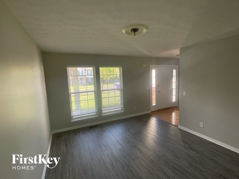 1211 Parkside Drive 3 Beds Apartment for Rent