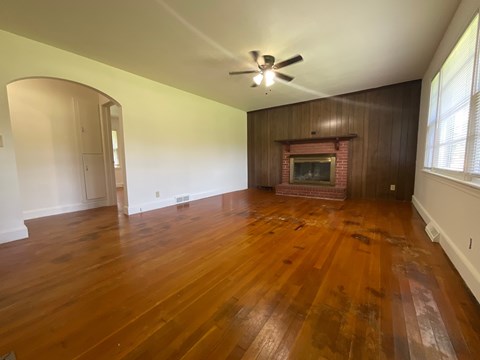 329 Kirby Road 3 Beds Apartment for Rent